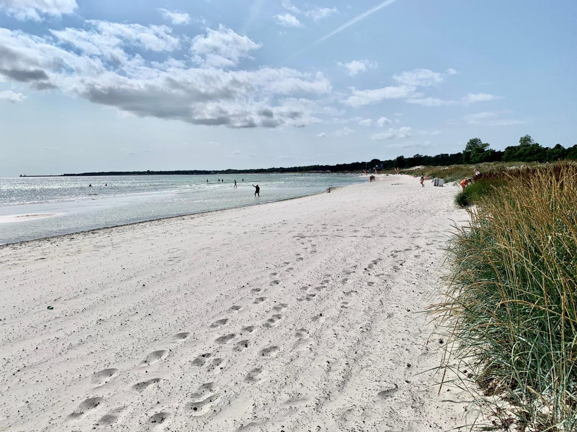 Strandnaera, Pergola, P-Plats I Hoellviken Esterno foto